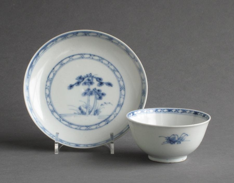 Nanking cargo teabowl & saucer, Qianlong
