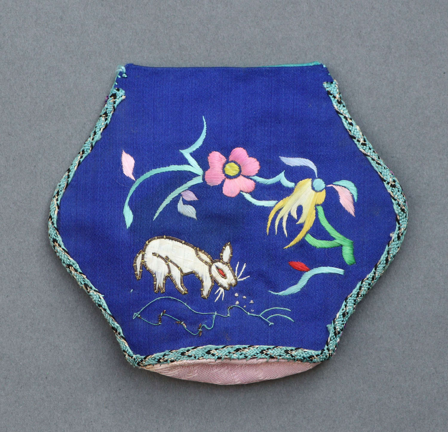A small Chinese folk embroidery hexagonal purse c1920